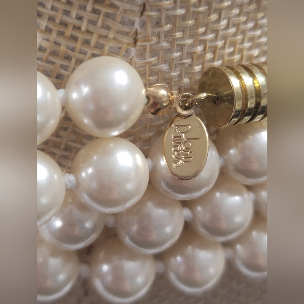 Vintage Joan Rivers Ivory Glass Pearl Necklace - Picture 4 of 6